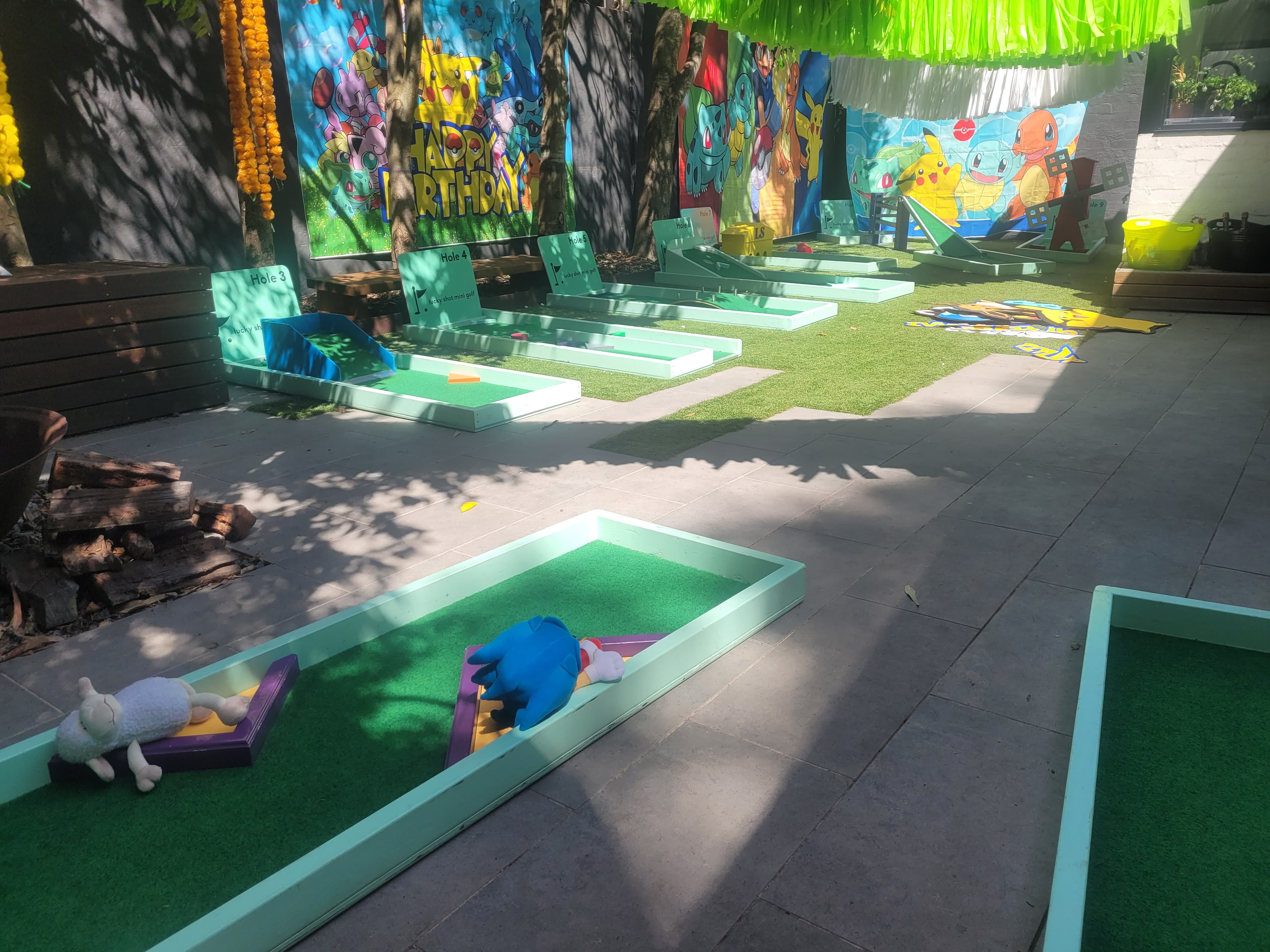 Kids Party, Lucky Shot Mini Golf