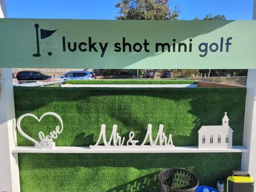 Mini golf at a Melbourne wedding or celebration