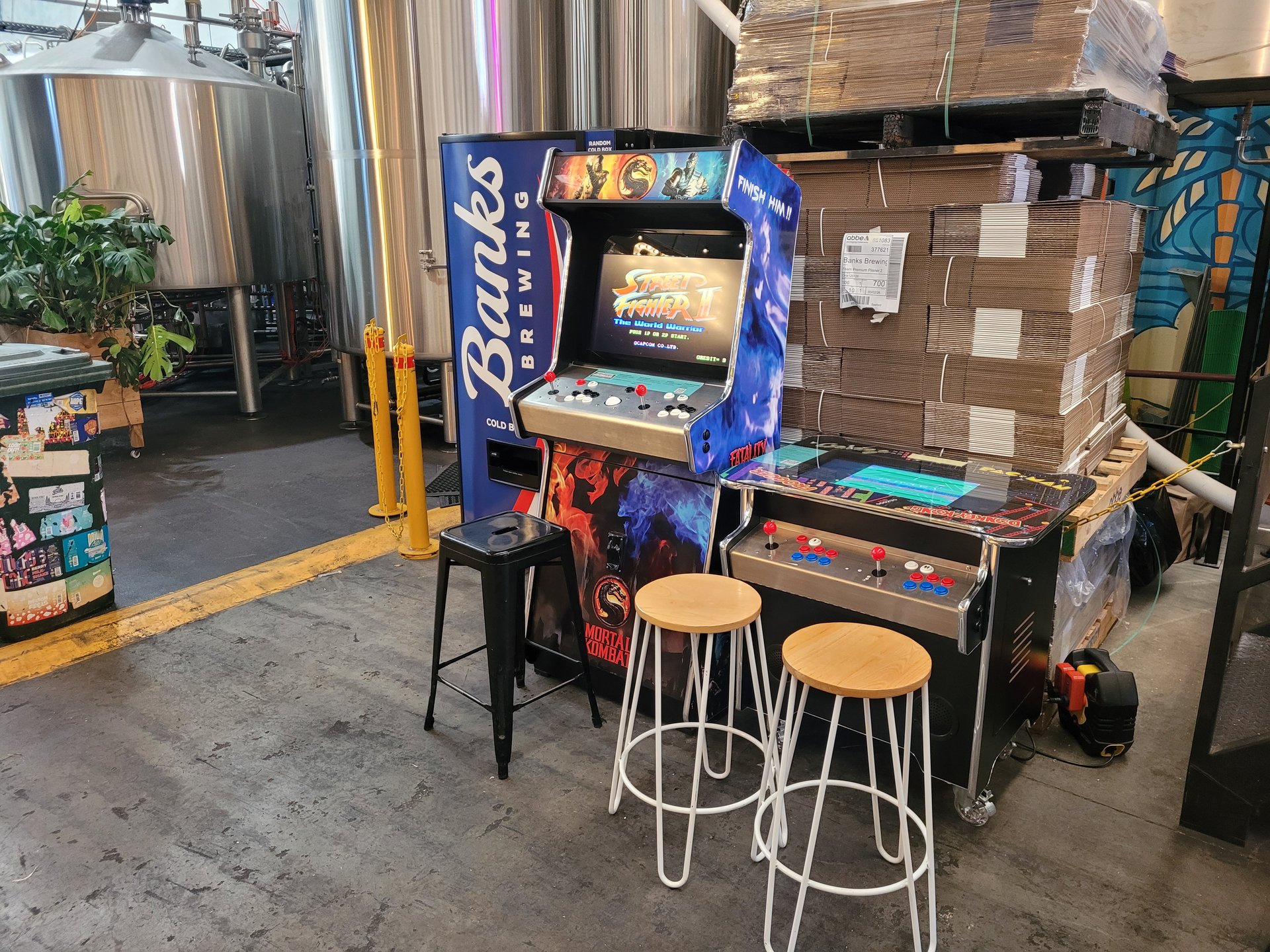 Lucky Shot retro arcade machines, standing cabinet and coffee-table formats